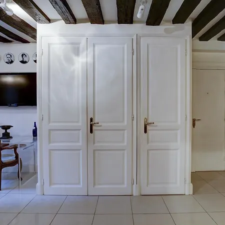 Private Apartment - Louvre - Palais Royal アパート *